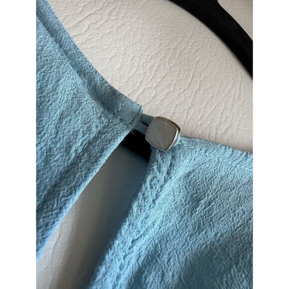 Alythea Blue Print Snap Front Romper Open Back Size Large Preppy Casual - Picture 6 of 11